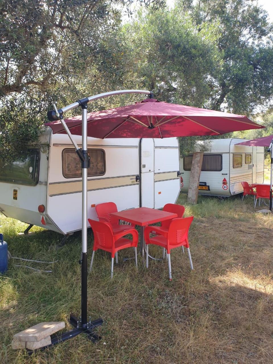 Aquariumi Jale Camping Ξενοδοχείο Εξωτερικό φωτογραφία