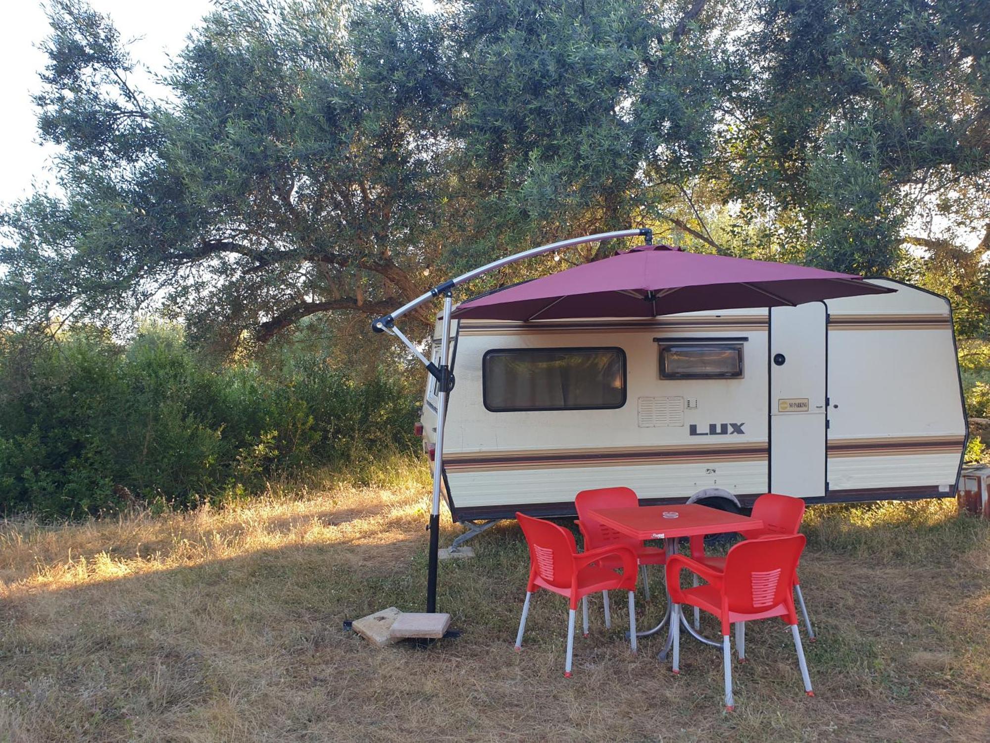 Aquariumi Jale Camping Ξενοδοχείο Εξωτερικό φωτογραφία